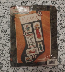 Dimensions Counted Cross Stitch Kit 8512 Debbie Mumm Peace on Earth Stocking - Picture 1 of 2