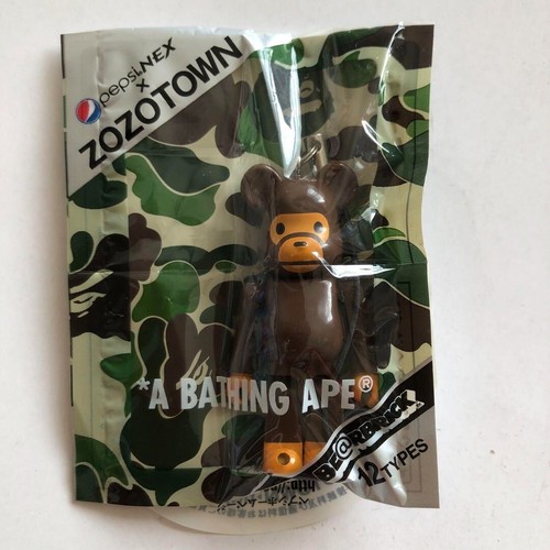 A BATHING APE (BAPE) Bearbrick 70% portachiavi cinturino Pepsi A Bathing Ape Baby Milo 2012 BAPE ZOZOTOWN