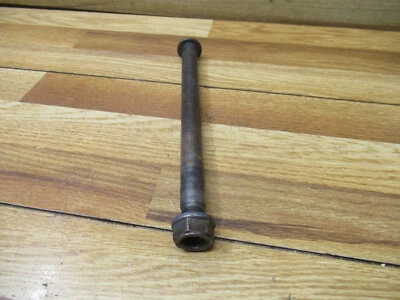 XR 650R HONDA 2001 XR 650R 2001 EJE TRASERO Foto 1 de 4