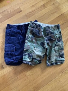 Lot of 2 Boys Cargo Shorts Gap Size 12 Husky - Picture 1 of 3