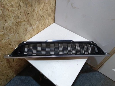 REJILLA DELANTERA MINI COOPER S R56 NEGRO/CROMO MOLDURA 2751290. Foto 1 de 4