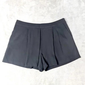 Zara Woman Size L Black Pleated Front Short Culotte Shorts - Picture 1 of 8