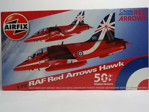 AIRFIX KIT SCALA 1/72 CODICE A02005B RAF RED ARROWS HAWK 50° DISPLAY SEASONS - Foto 1 di 7