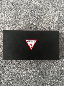 Ladies purse/wallet (GUESS brand) - Picture 1 of 4