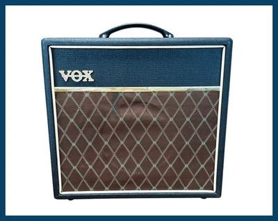 VOX Pathfinder 15R V9168R Guitar Amplifier Built-In Reverb and Tremolo Used - Image 1 of 4