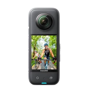 Insta360 X3 wasserdichte 360° Action Kamera mit 1,27 cm (1/2 Zoll)-Sensor, 5,7 - Picture 1 of 8