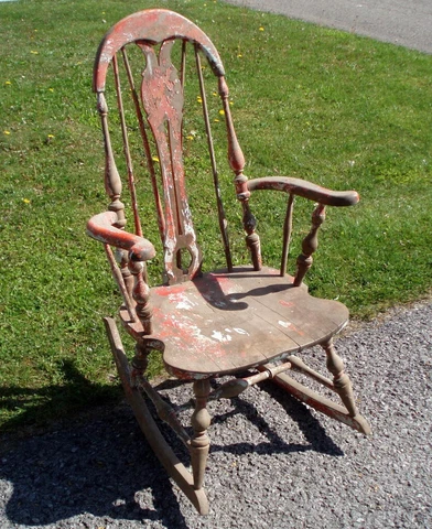BRITISH ? REVOLUTIONARY WAR COLONIAL ERA PRIMITIVE ANTIQUE WINDSOR ROCKING CHAIR Cover