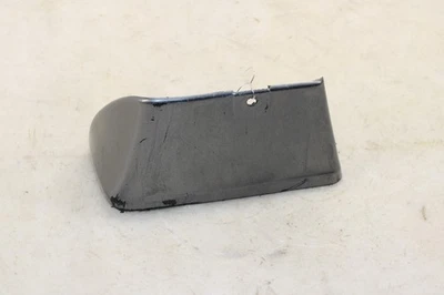 Protector de guardabarros delantero izquierdo Nissan 370z 2009-2020 999J2-ZV003 (KAD) OEM LO34 Foto 1 de 4