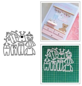 Baby Kleidung Metall Stanzformen Sammelalbum Album Papier Karte Dekoration Handwerk - Bild 1 von 5