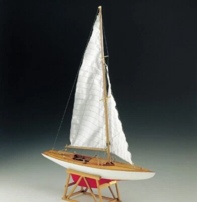 Corel Segelschiff Drachen Monotype Yacht 1:25 Holz Baukasten - Bild 1 von 2