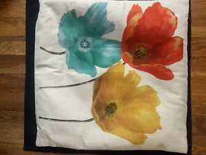 2 Floral Throw pillow covers 18x18 - Picture 1 of 6
