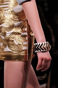 Brazalete Brazalete Raro Pasarela Auténtico Nuevo Para Mujer BALMAIN Moda - Imagen 1 de 11