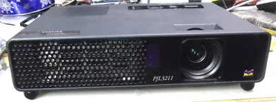 ViewSonic PJL3211 XGA Tri-LCD Projector with WPJ-360 wireless presentati Gateway - Image 1 of 4