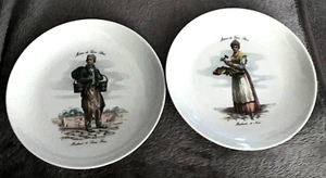 2 x METIERS DU VIEUX PARIS - Old Trades of Paris - Bucket Merchant & Nut Seller - Picture 1 of 7