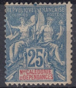 NLLE CALEDONIE GROUPE 25c BLEU N° 62 NEUF * GOMME AVEC CHARNIERE ( ROUSSEURS ) - Picture 1 of 2
