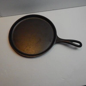 LODGE USA 9OG Full Cast Iron Grill Skillet - Picture 1 of 5