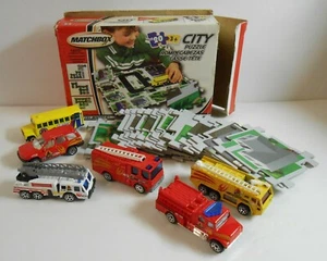 MATCHBOX CITY PUZZLE 20 pieces with Bus # 43511 plus 5 Metro Alarm Fire Vehicles - Picture 1 of 10