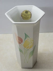 Royal Winton 8'' Manhattan Tulips Staffordshire England Hexagon Vase 1984 #29 - Picture 1 of 11