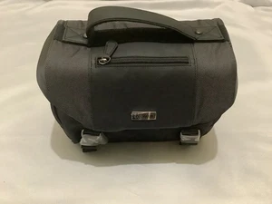 Nikon Deluxe Digital SLR DSLR Black Padded Shoulder Strap Camera Case Bag New - Picture 1 of 6
