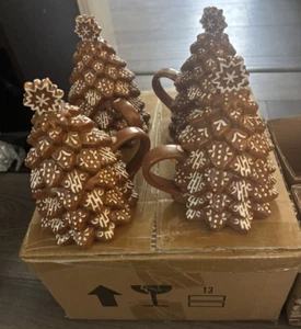 Pottery Barn Lebkuchenbaum Deckel Steinzeug Tassen 4er Set - NEU IN BOX - - Bild 1 von 7