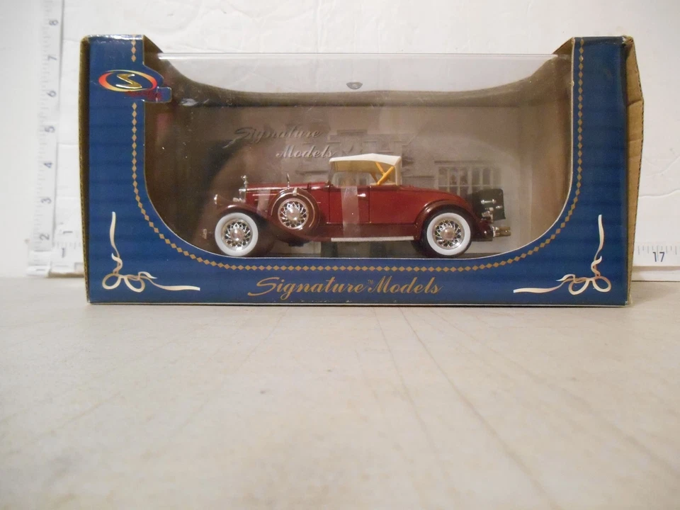 1930 Pierce-arrow Model B by Signature Models 32329