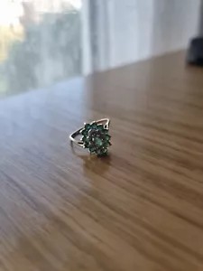9 Ct Gold Diamonds And Emeralds Cluster Ring - Picture 1 of 11