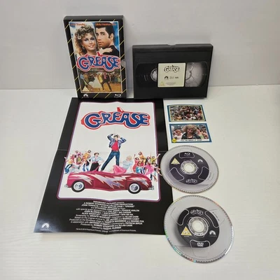 Grease 1978 Blu-ray & DVD + Poster Stricker & Card VHS Style - Image 1 of 4
