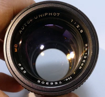Uniphot 135mm f/2.8 Telephoto 35mm Lens Universal M42 Screw Mount - excellent - Image 1 of 4