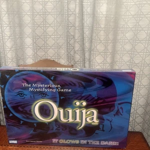 Ouija Board Game Glow in the Dark Parker Brothers 1998 Mystifying Oracle NEW - Picture 1 of 2
