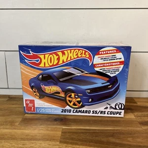 1:25 AMT *HOT WHEELS* 2010 Chevrolet CAMARO SS/RS Plastic Model Kit *NEW SEALED* - Picture 1 of 6