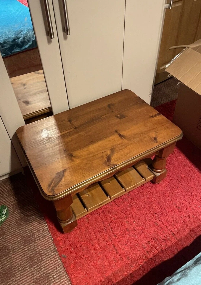 dinning table brown for sale without chairs - Image 1 of 1