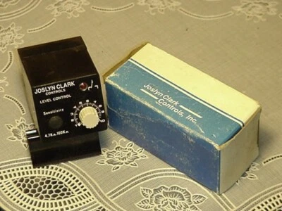 Joslyn Clark Controls PNRU PNR U Level Control Liquid Level Pump UP NEW - Image 1 of 3