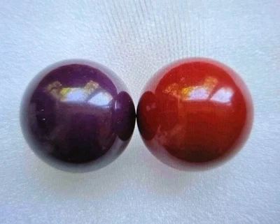 Boulles 2 pieces  bakelite catalin faturan red hand trainer P  200 gr.  - Photo 1/4