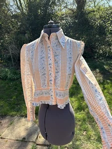 True Vintage 70s Gingham/floral Dagger Collar Cropped SHIRRED Blouse 10/12 - Picture 1 of 12