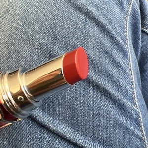 YSL ROUGE Volupte Candy Glaze - NWB - Beige Bliss 7 RRP $45 - Picture 1 of 6