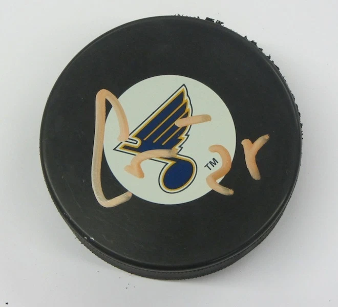 Disco firmado por Chris Stewart St. Louis Blues con certificado de autenticidad Foto 1 de 1