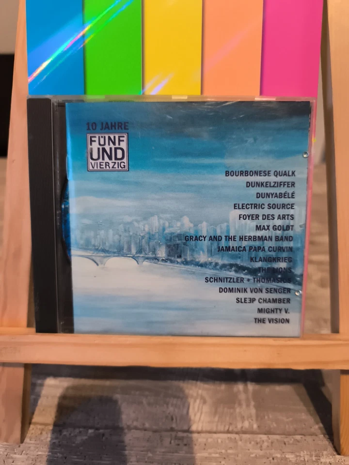 10 Jahre Fünfundvierzig (1994) Dunyabélé, Jamaica Papa Curvin, The Lions,.. [CD] - Bild 1 von 2