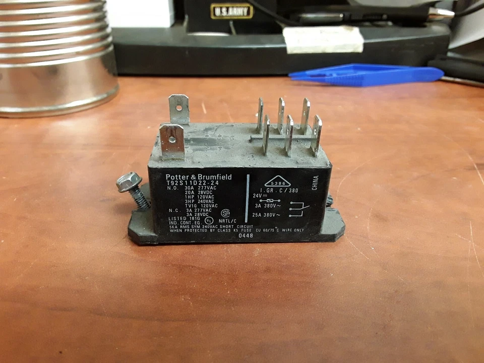 Relé de potencia Potter & Brufield T92S 11D22-24  Foto 1 de 2