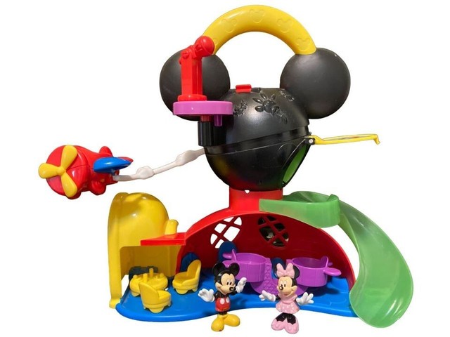 Pista Fisher Price com 2 carrinhos - Desapegos de Roupas quase novas ou  nunca usadas para bebês, crianças e mamães. 187009