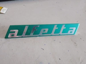 BADGE ORIGINALE " ALFETTA " cm 11 - Foto 1 di 2