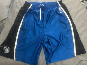 Vintage Nike Team Orlando Magic blau weiß schwarz Shorts Herren Größe XL - Bild 1 von 5