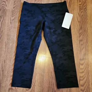 Lululemen Wunder Under Crop - Picture 1 of 4