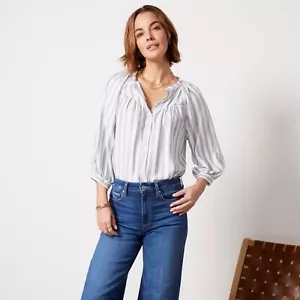Evereve Leah Seamed Blue & White Stripe 3/4 Sleeve Top Women's Size Medium - Picture 1 of 16