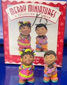Hallmark Merry Miniatures PendaKids 2 Piece Set 1997   - Picture 1 of 5