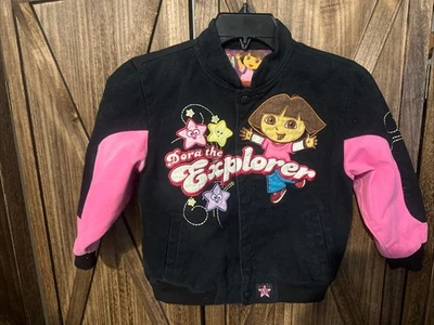 Chaqueta Dora La Exploradora Estilo Nascar Juvenil 7 Nick Jr. Denim Sombrero JH Diseño Y2K Foto 1 de 4