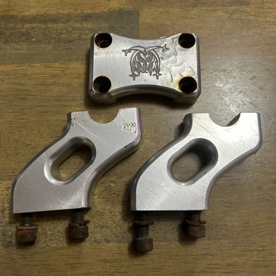 Abrazaderas elevadores de manillar JOKER XR50 CRF50 7/8" leer descripción  Foto 1 de 4