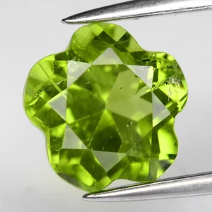 💎 1.84ct 7.2x7mm Flower Natural Green Peridot - Untreated Myanmar Gemstone - Picture 1 of 4