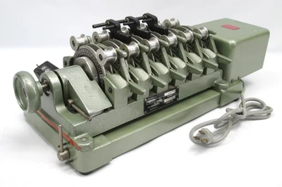 Magnasync Moviola SZF 6 velocidades 16 mm editor motorizado sincronizador sincronizado Foto 1 de 4