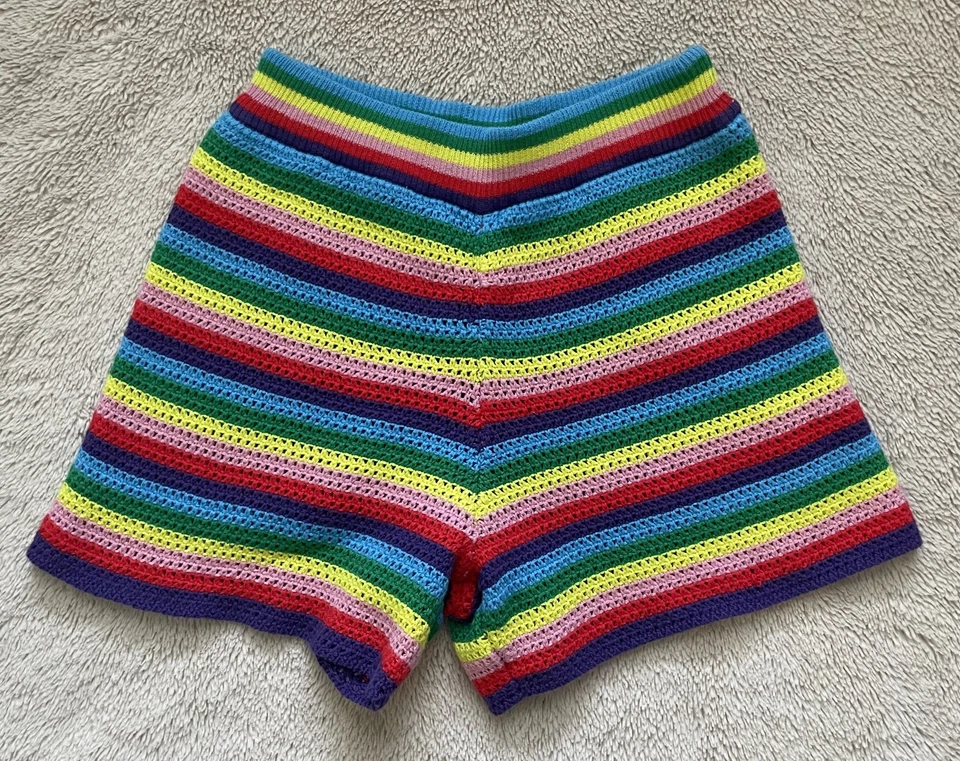 Boden девочек крючком Rainbow полоски трикотажа натяжной шорты размер 7-8Y - Изображение 1 из 4