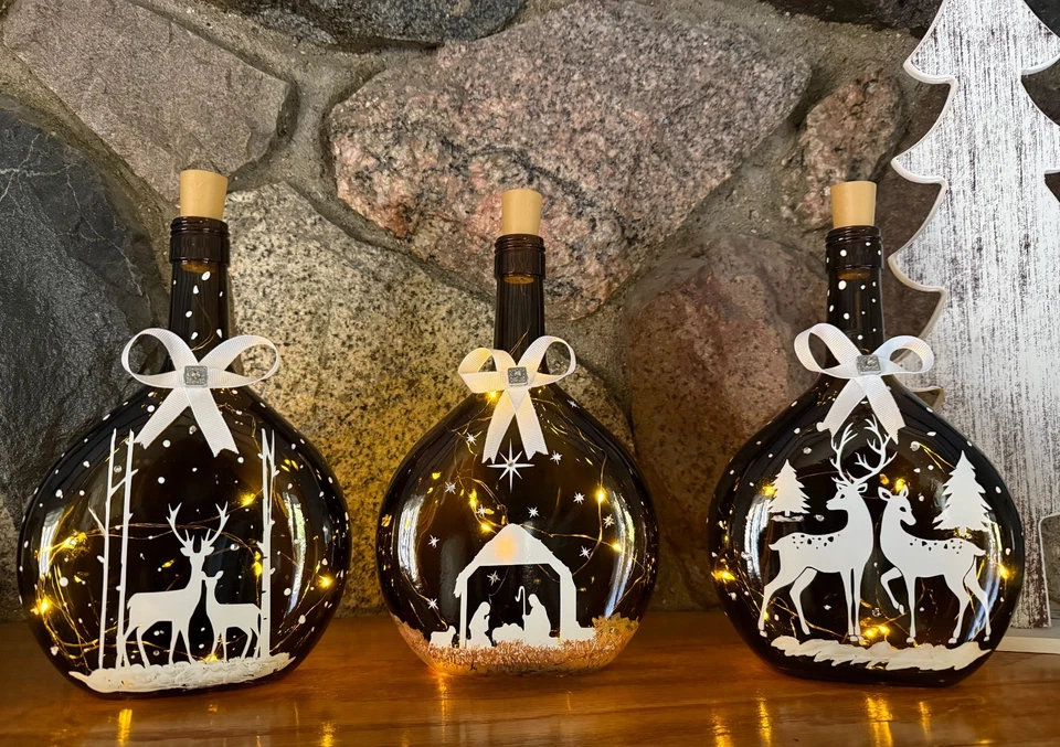 Escenas navideñas de invierno hechas a mano decorativas (3) botellas con luces de hadas Foto 1 de 4